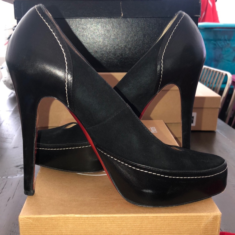 Christian Louboutin Women’s Defil Pump Décolleté Nappa